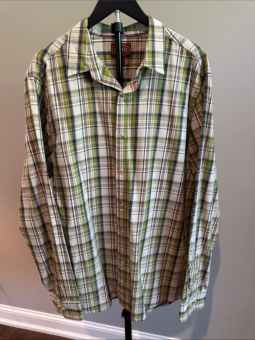 Red Ale Green Plaid Long-Sleeve Button-Down Shirt